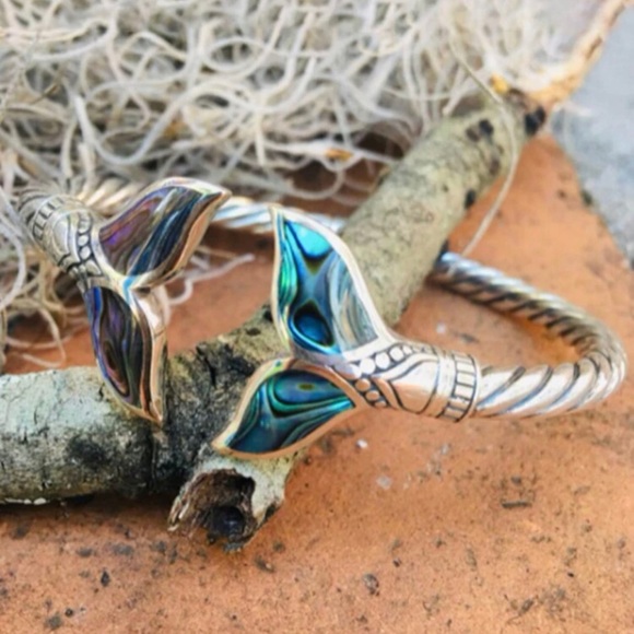 🆕 1 Pc Fashionable Mermaid Tail Retro Opening Adjustable Hip Hop Bracelet - Picture 3 of 8